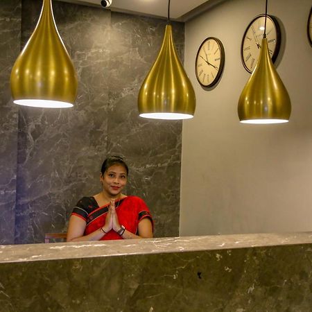 Four Leaf Hotel - Sapphire Blue, Varanasi Exterior foto